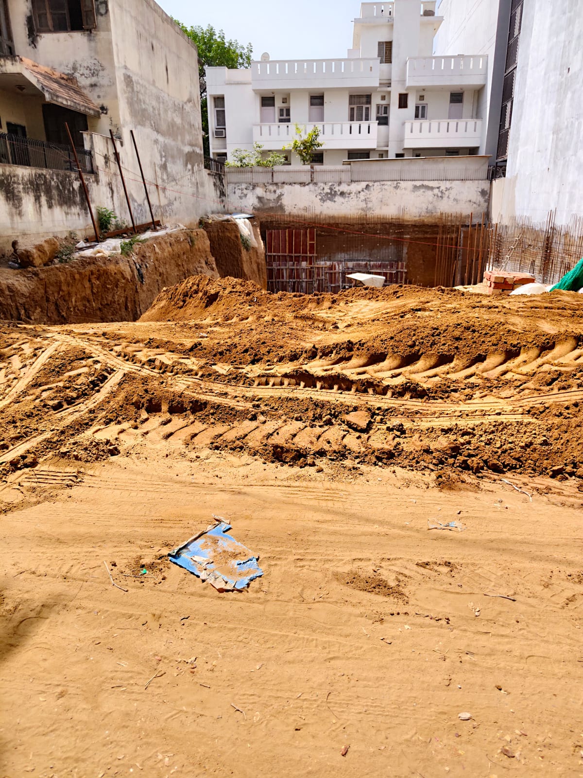 DLF Phase 1, Block F