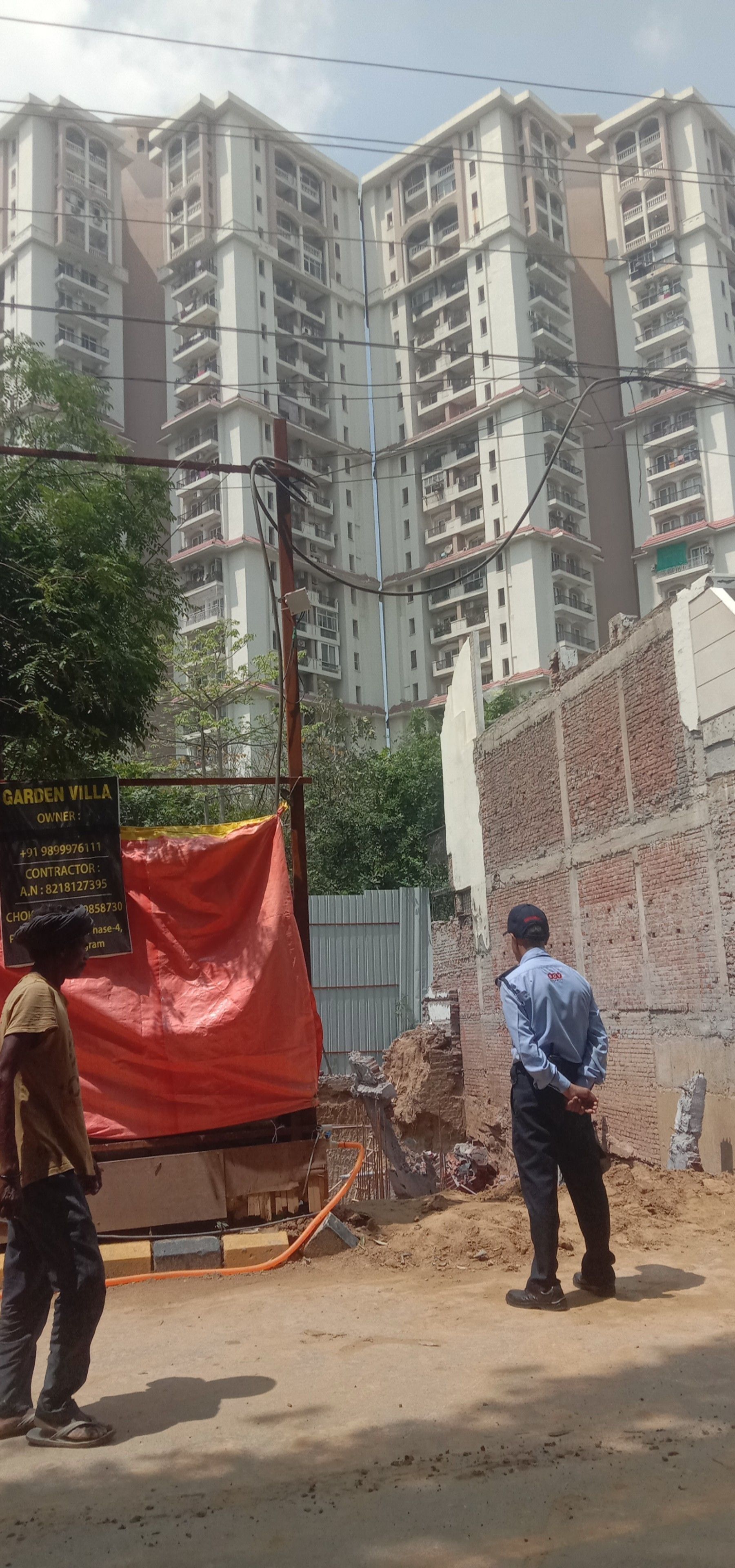 DLF Phase 4