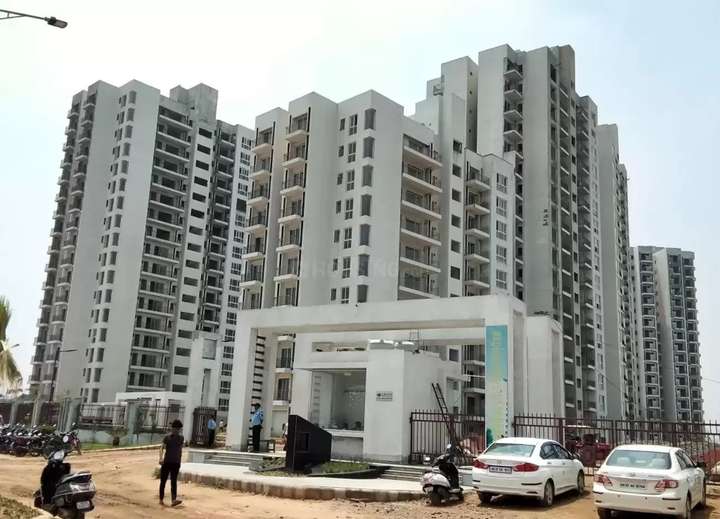 Umang Winter Hills