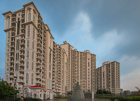 DLF Regal Gardens