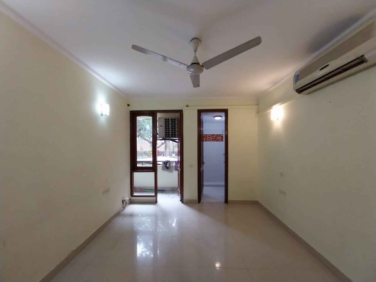 3 BHK Apartment, Ambience Lagoon, Gurgaon