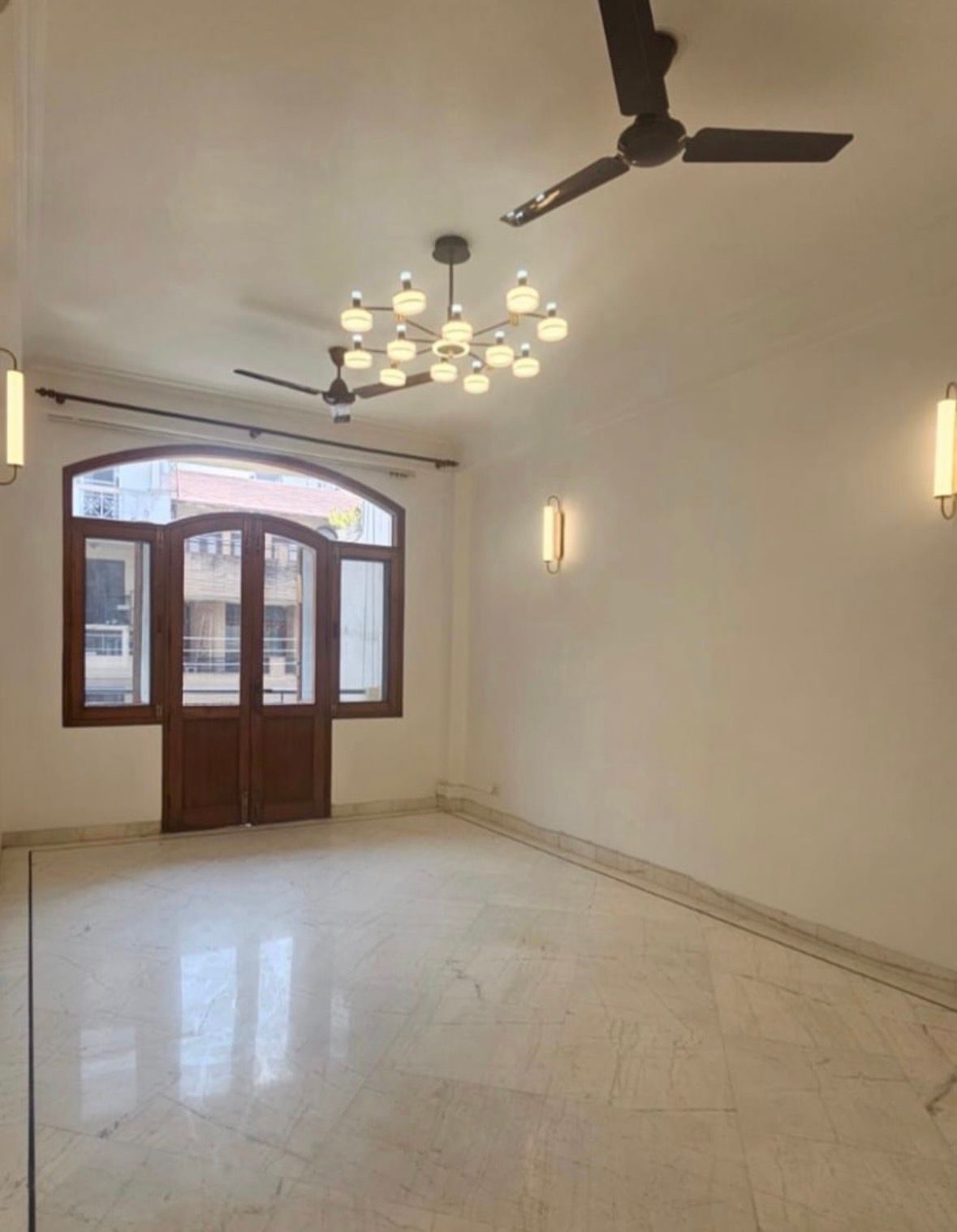 DLF Phase 1