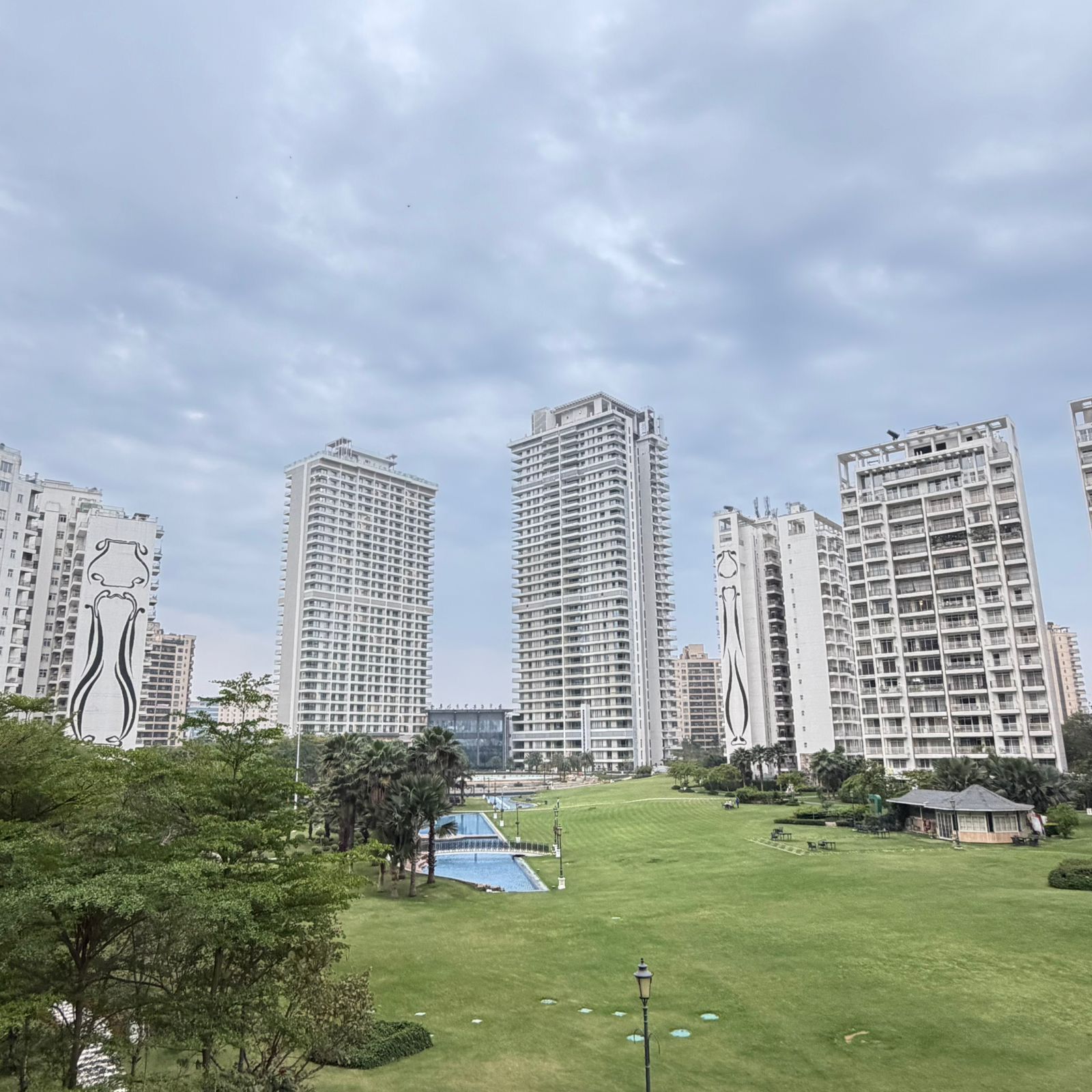 4 BHK Apartment, Central Park 2 Resort, Gurgaon