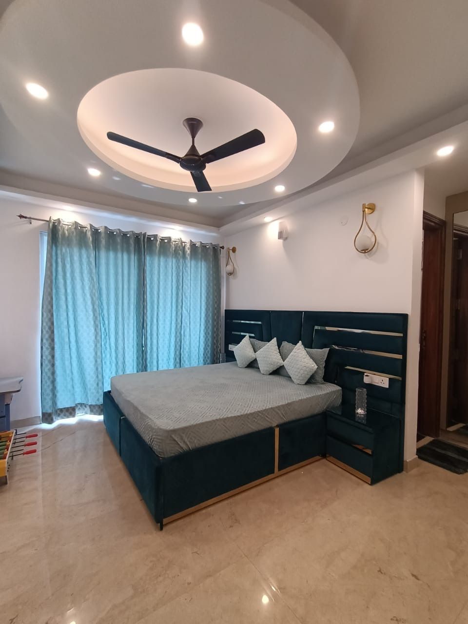 4 BHK Builder Floor, Ansal Esencia, Gurgaon