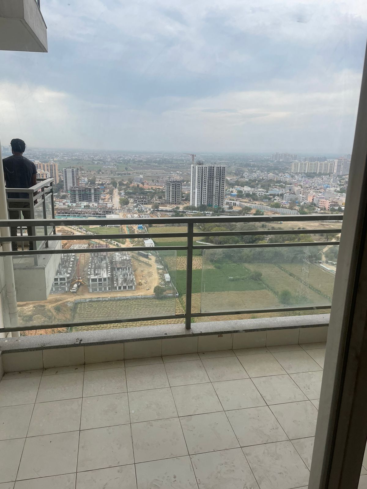 DLF Ultima