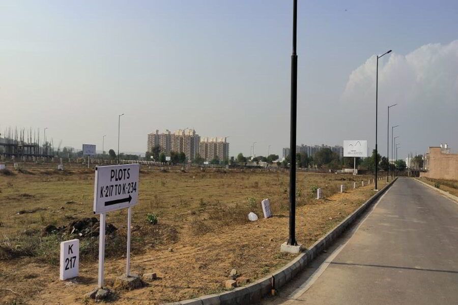Plot, Supertech Hilltown, Gurgaon