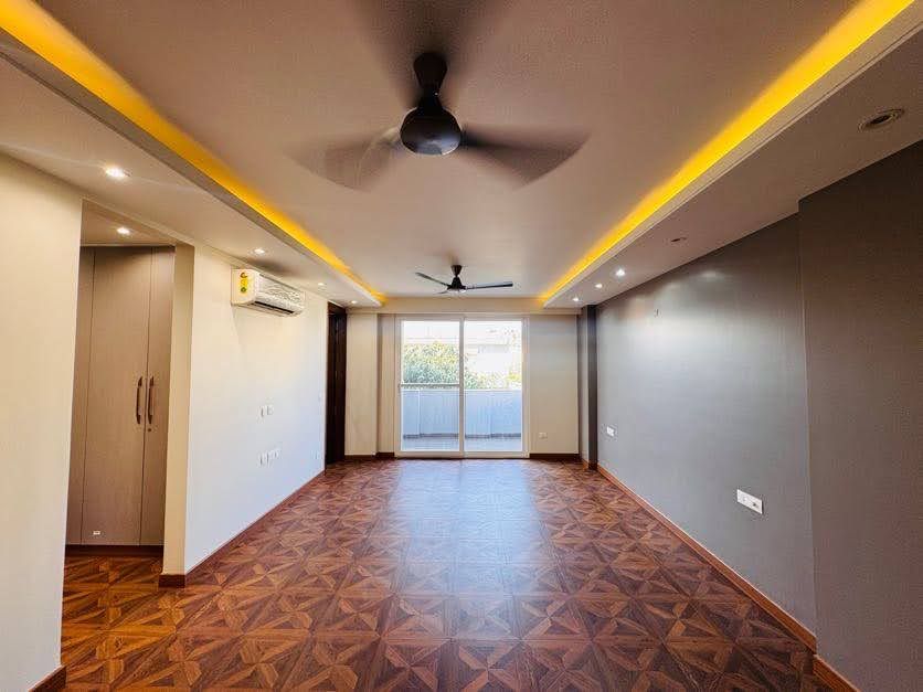 DLF Phase 1