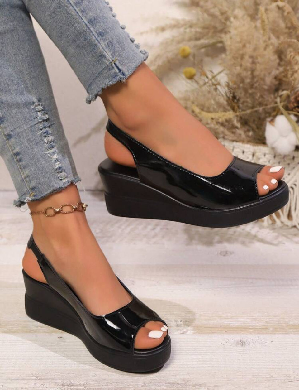 BLOCK SANDALS Image