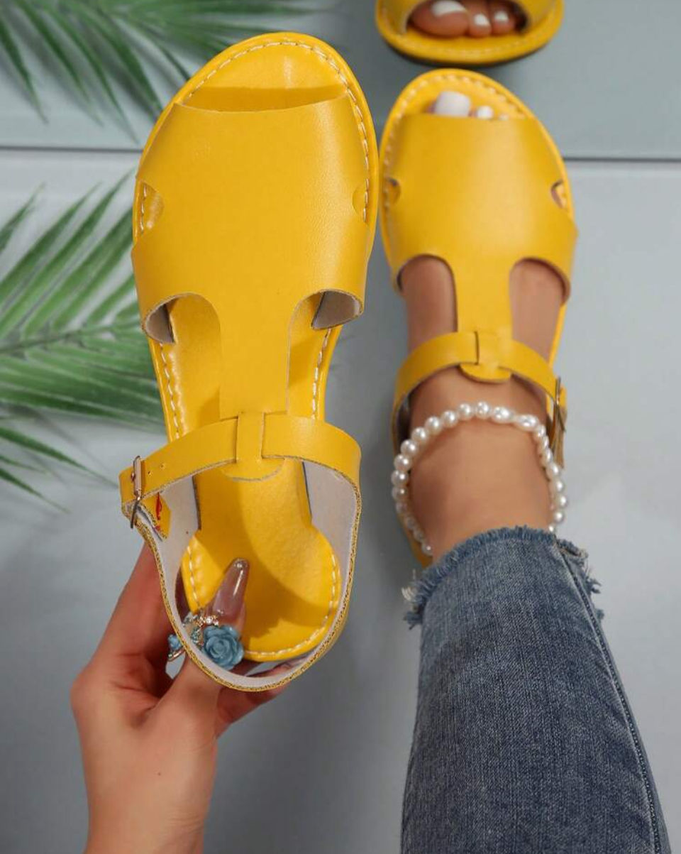Flat Sandals Image