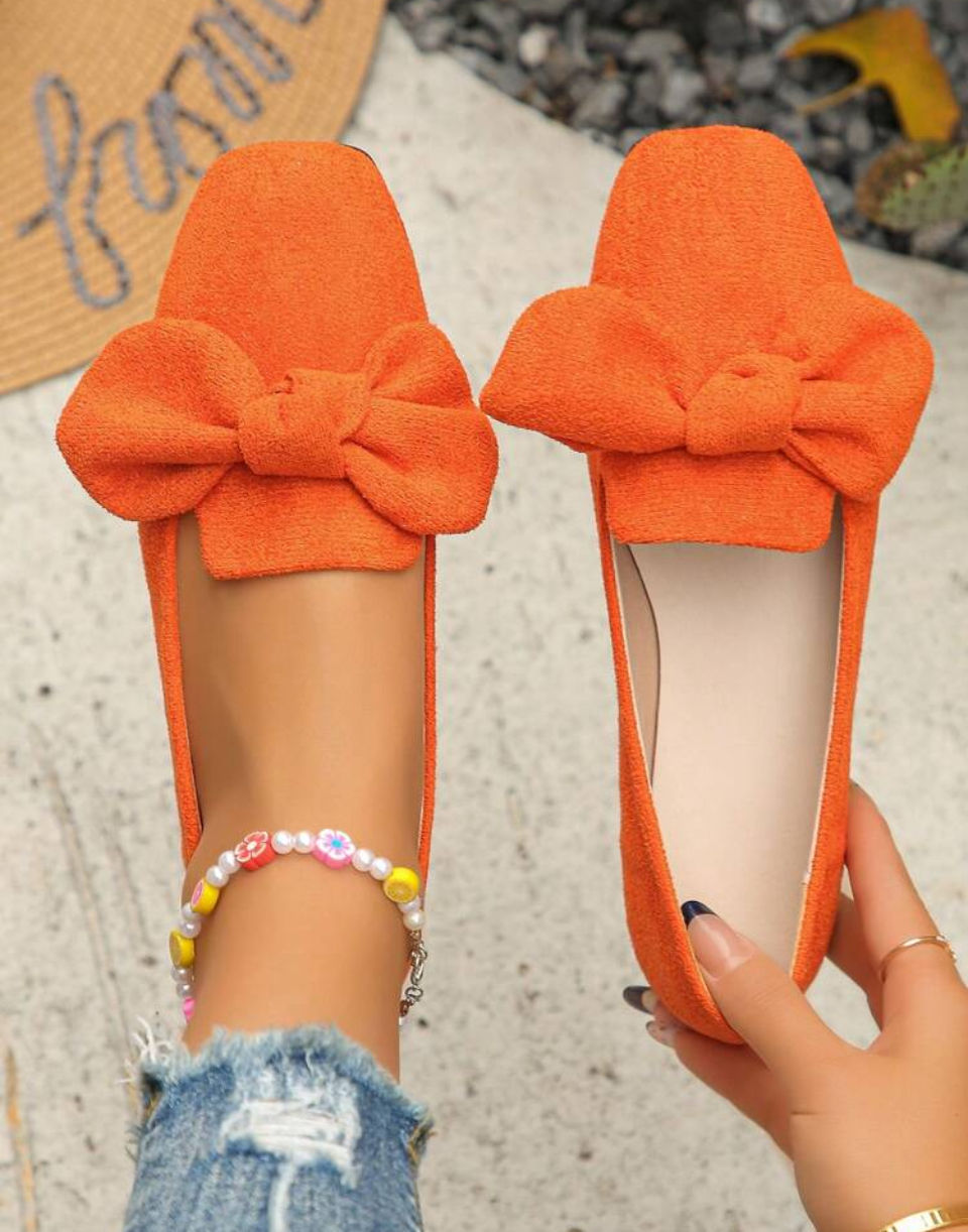 Round top bow flat shoes Image