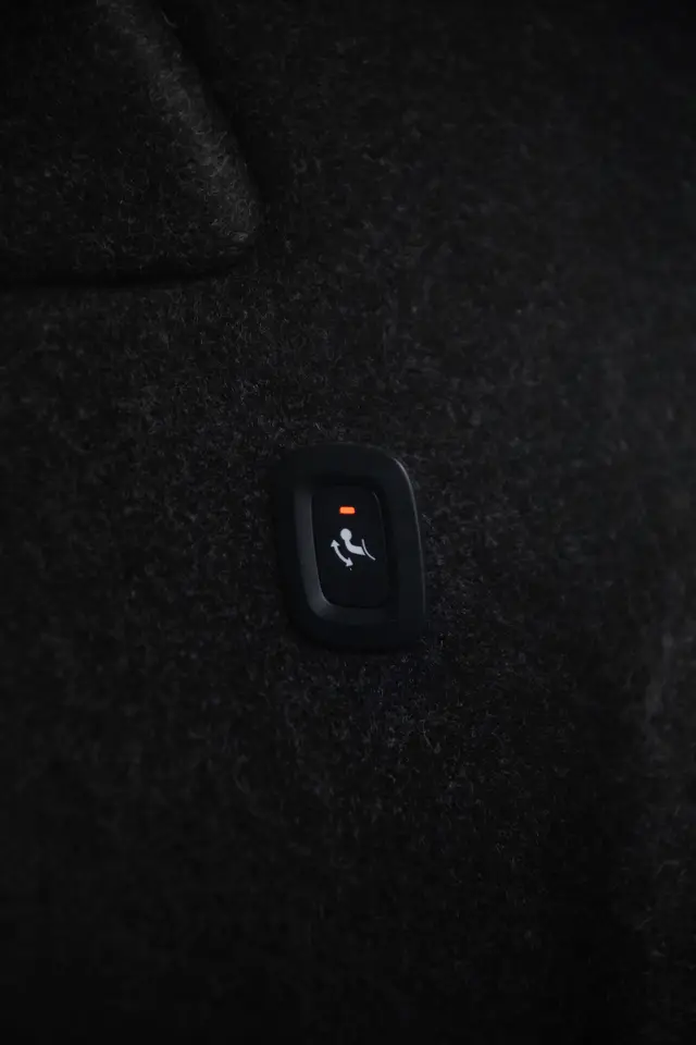 https://ik.imagekit.io/rebil/025_IMG_1249_4L3Hp1qSr.jpg