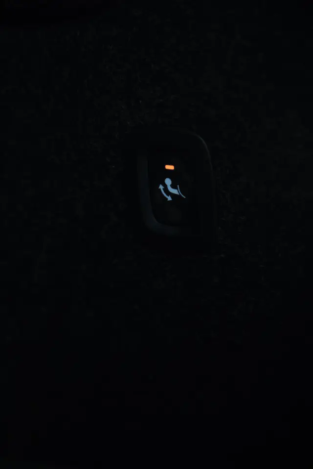 https://ik.imagekit.io/rebil/025_IMG_9506_mM8exD-Ce.jpg