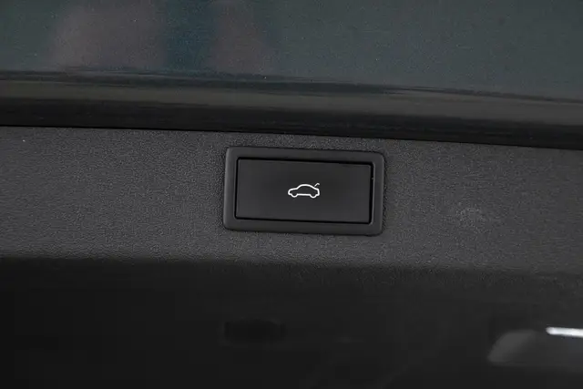 https://ik.imagekit.io/rebil/033_IMG_8437_4q5g_nHoH.jpg