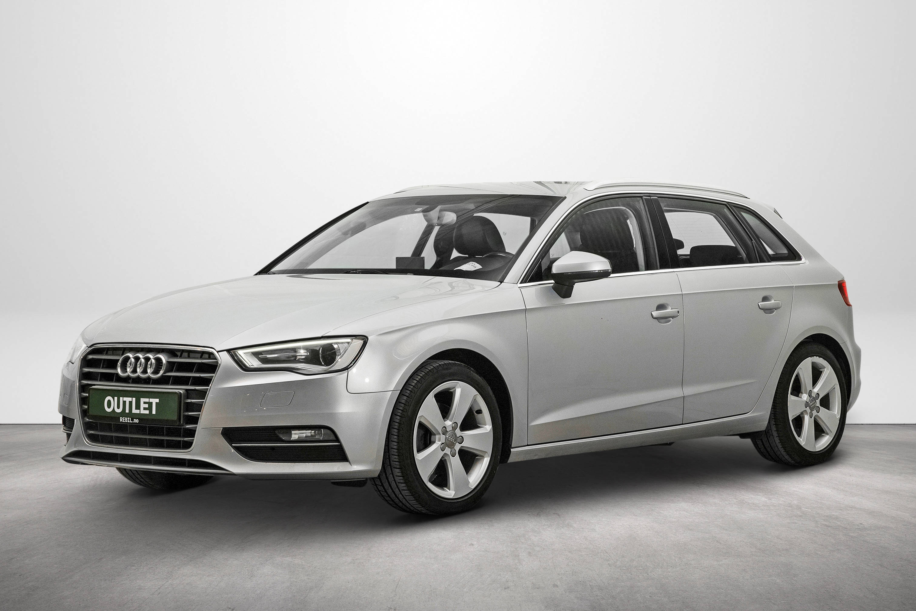 Ipqi Barres De Toit ACE-2 Compatibles Audi A3 Sportback 2015-2020 - Porte-Bagages Aluminium Noir 2 Barres