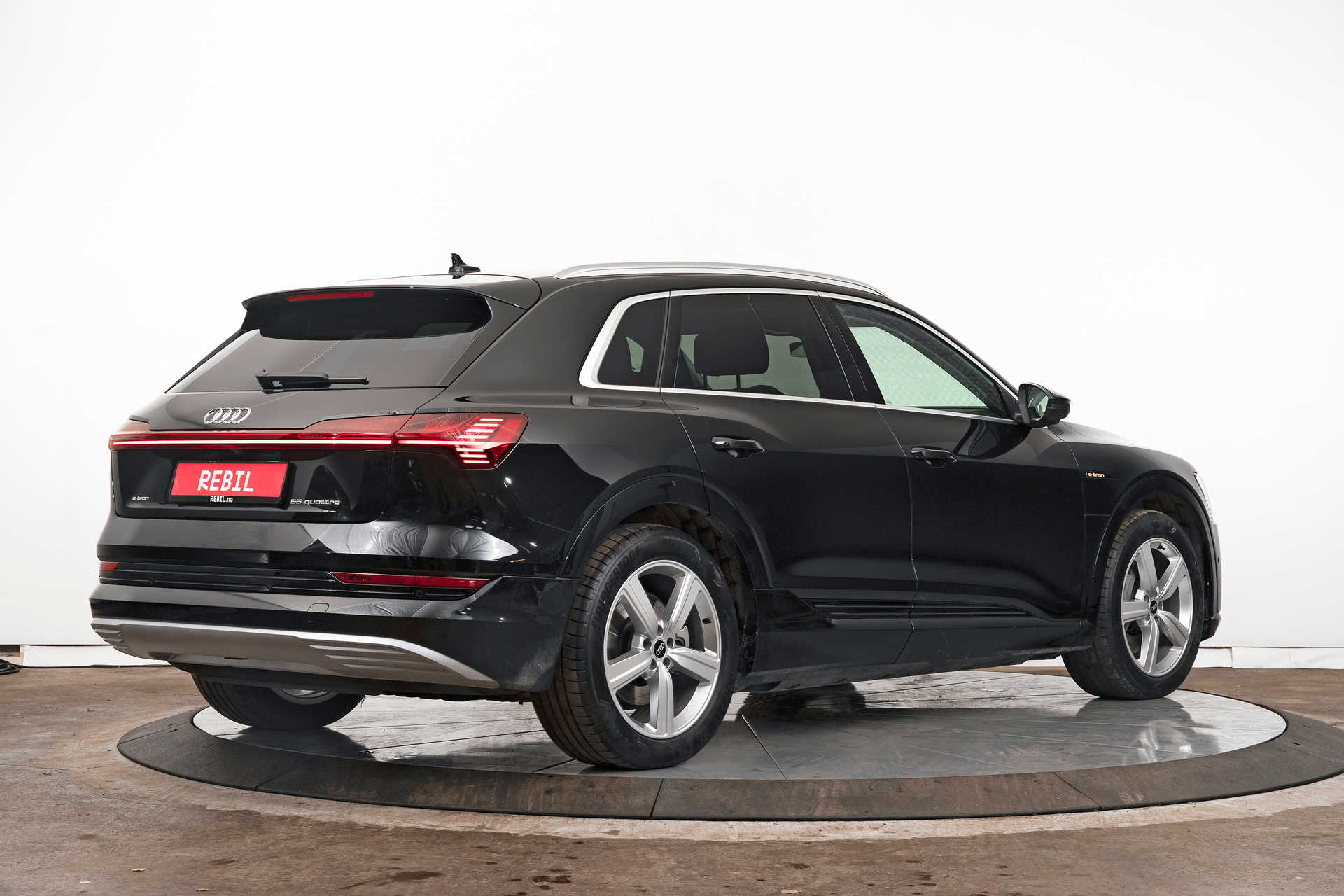 Wunderschone Audi E Tron 55 Bilder1004713firyal00