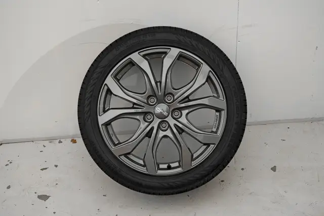 https://ik.imagekit.io/rebil/EF_34093_034_0YNmhamYL.jpg