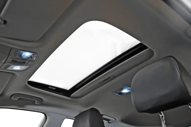 https://ik.imagekit.io/rebil/EK_53504_028_XbK5GPpdY.jpg