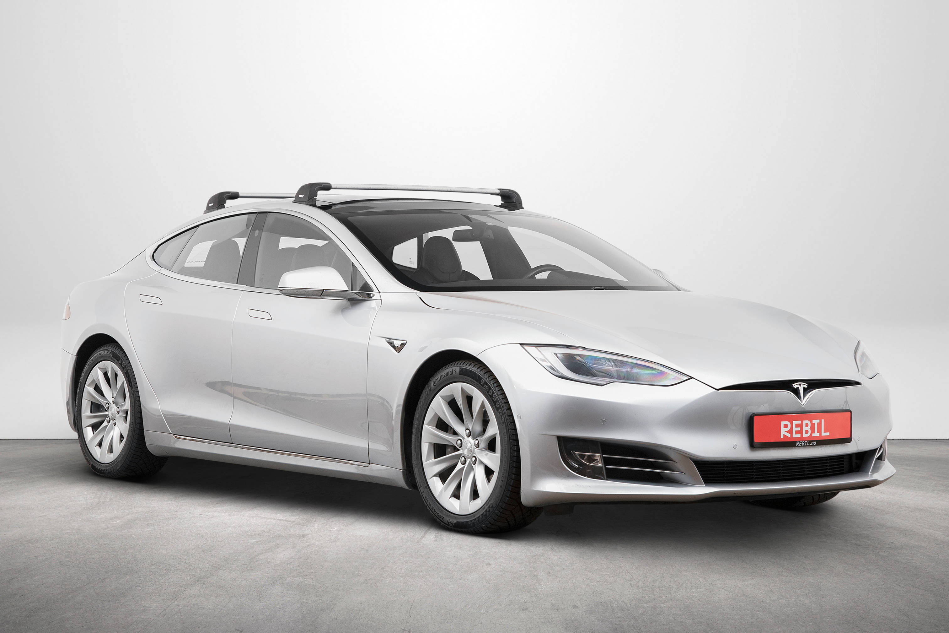 Rebil - Tesla Model S | 2017 | EK58487