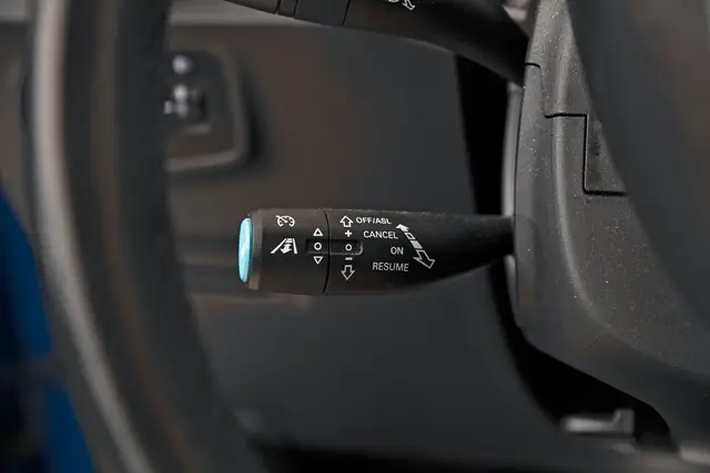 https://ik.imagekit.io/rebil/EV_46862_025_5QNiSZC1x.jpg