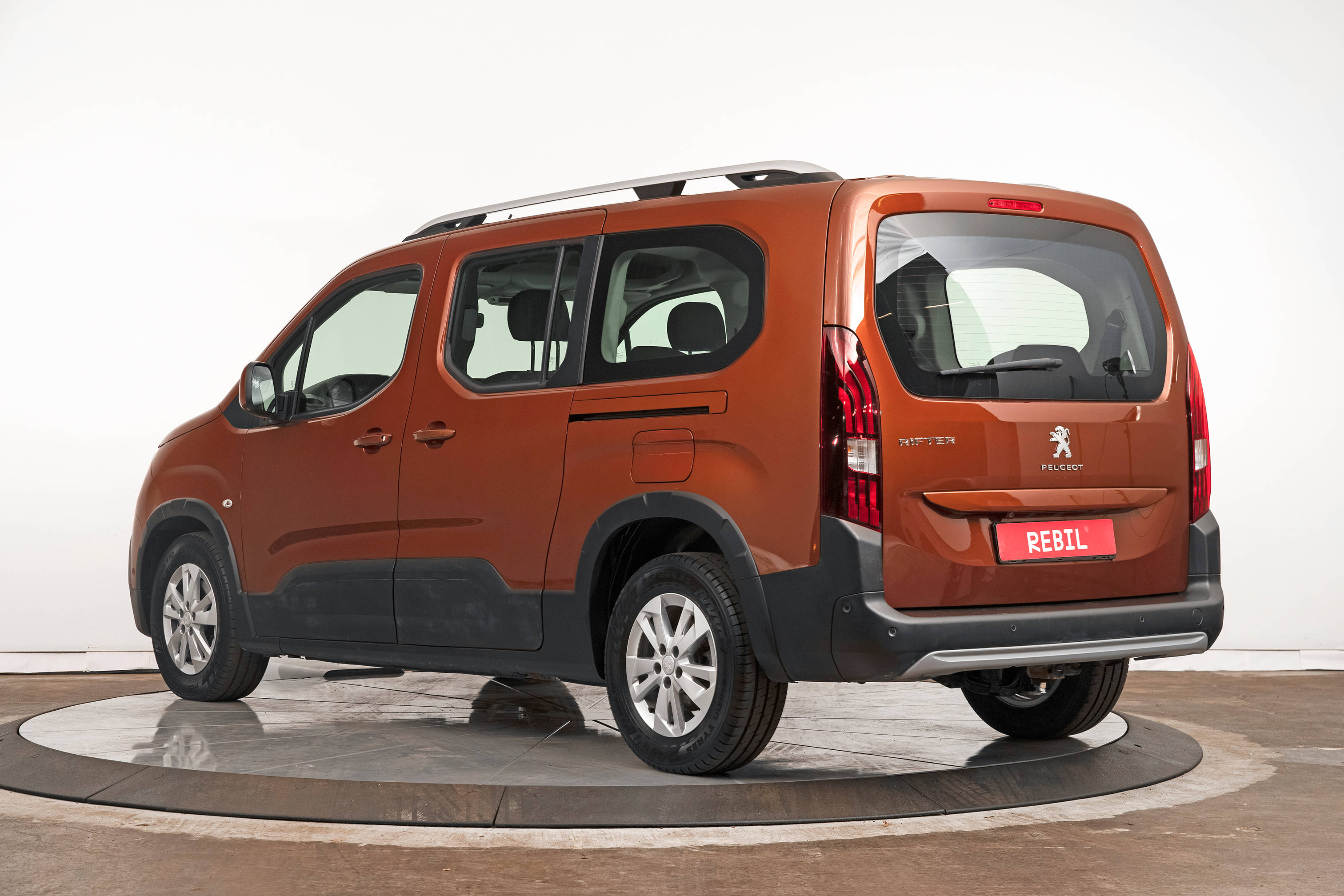 Rebil - Peugeot Rifter | 2019 | FT63620