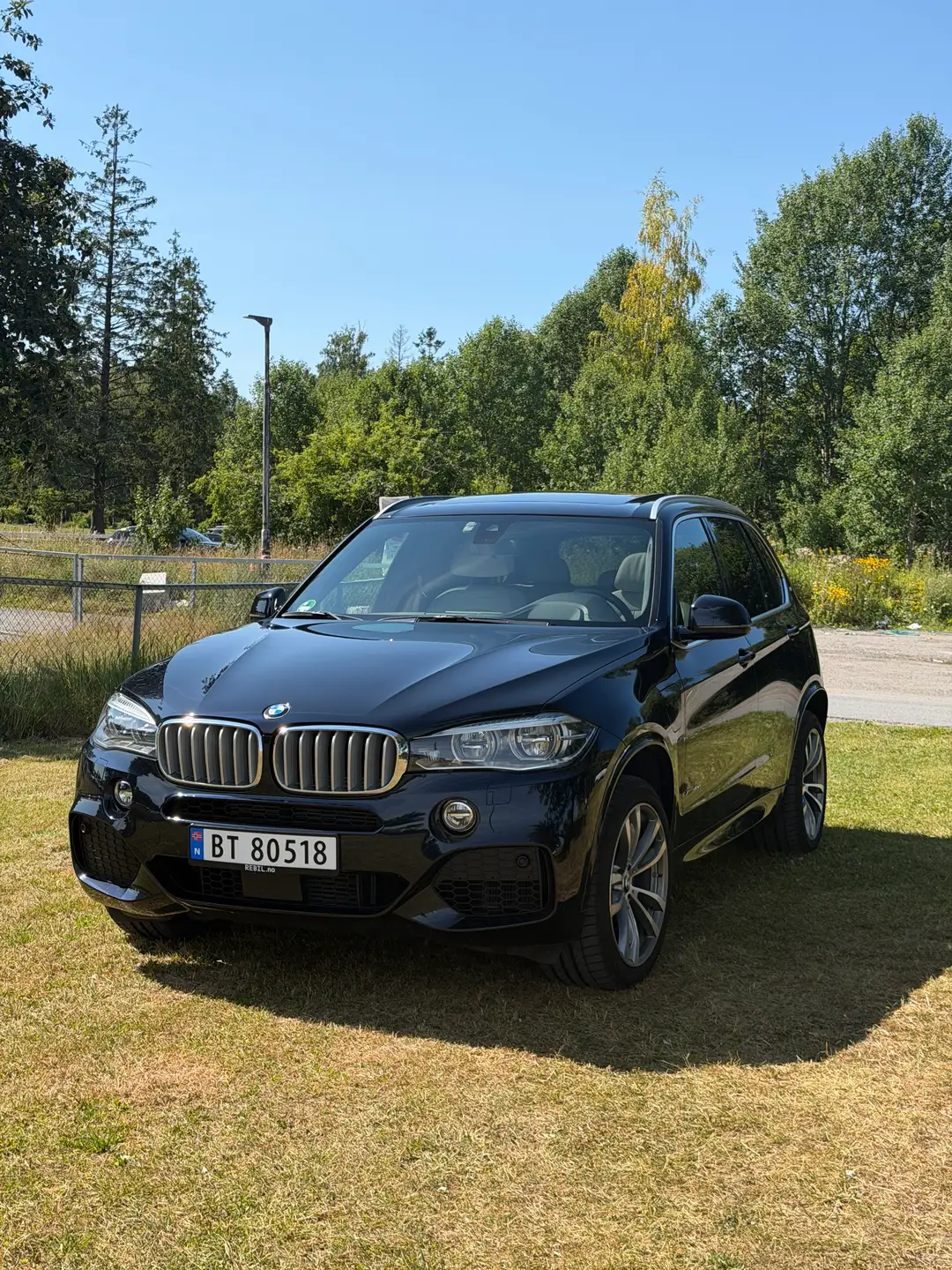 https://ik.imagekit.io/rebil/IMG_6022_PeGWx9Bja_.jpeg