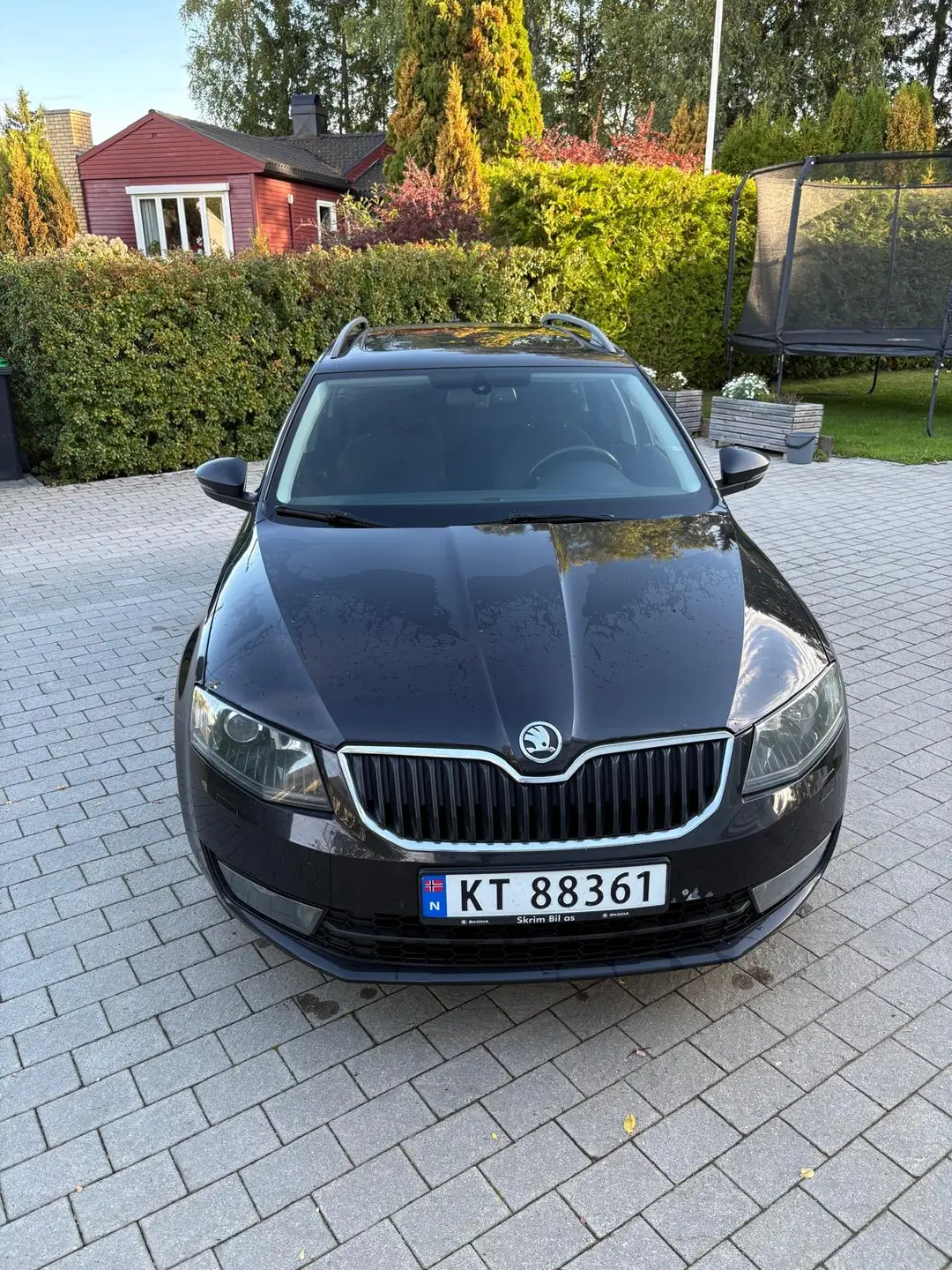 https://ik.imagekit.io/rebil/f2f892e7-dbf1-4794-a696-7734bf650a73_57PGAZoTR.jpeg