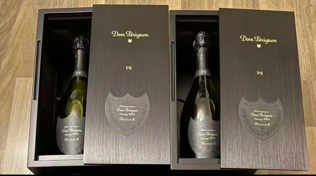 [唐培里儂P2或P3的原裝禮盒及證書]