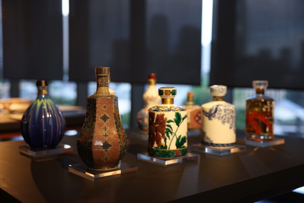 響威士忌藝術陶瓷版，結合日本傳統工藝