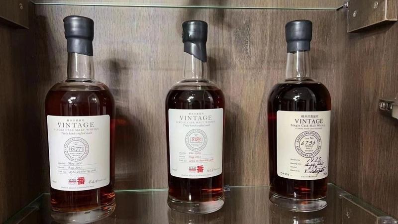 輕井澤限量版包裝細節與手工酒標