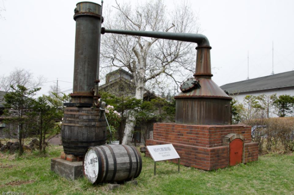 輕井澤小型蒸餾器與直火加熱工藝
