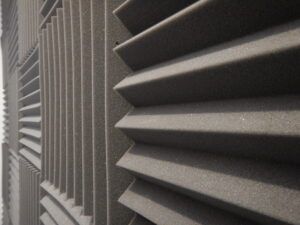 Borracha para isolamento acústico: como funciona