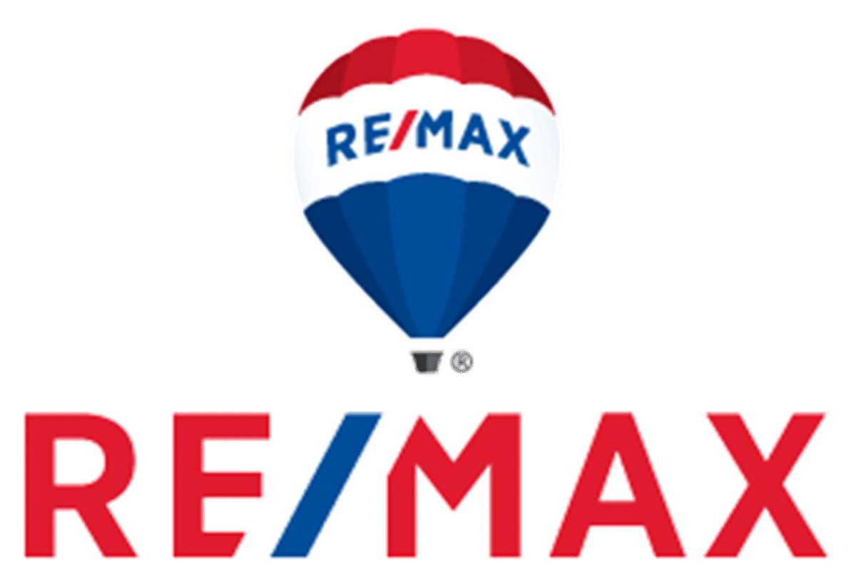 RE/MAX CROSSROADS REALTY INC., BROKERAGE