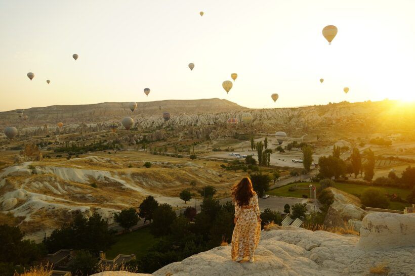 hot-air-balloons-5630493_1280