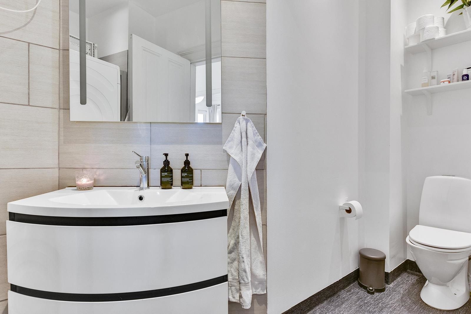 Appartement idéalement situé avec 2 chambres et grand balcon ensoleillé — photo 14