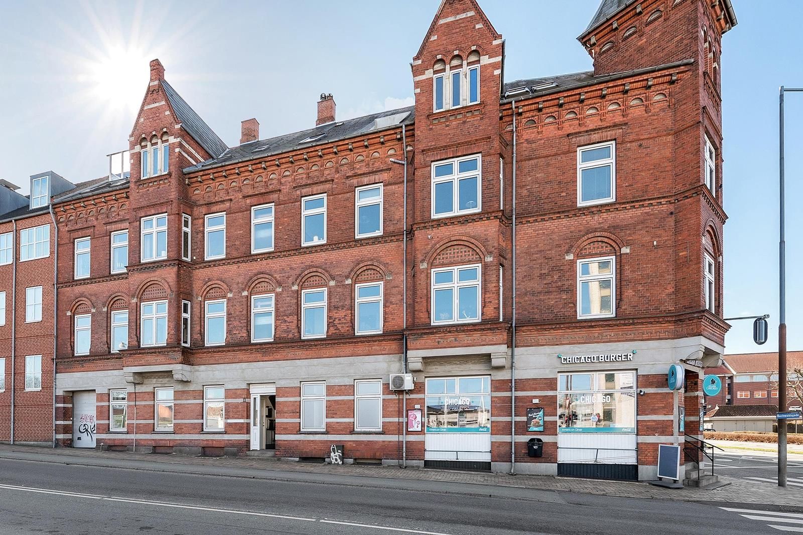Appartement idéalement situé avec 2 chambres et grand balcon ensoleillé — photo 21