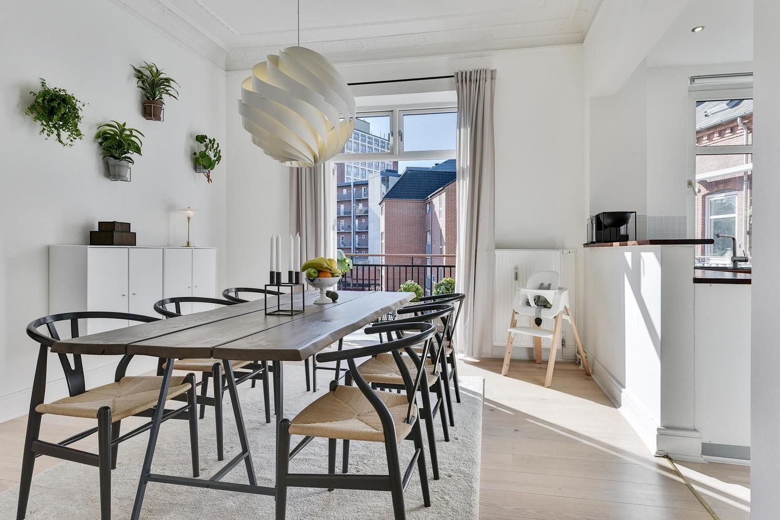 Appartement idéalement situé avec 2 chambres et grand balcon ensoleillé — photo 7