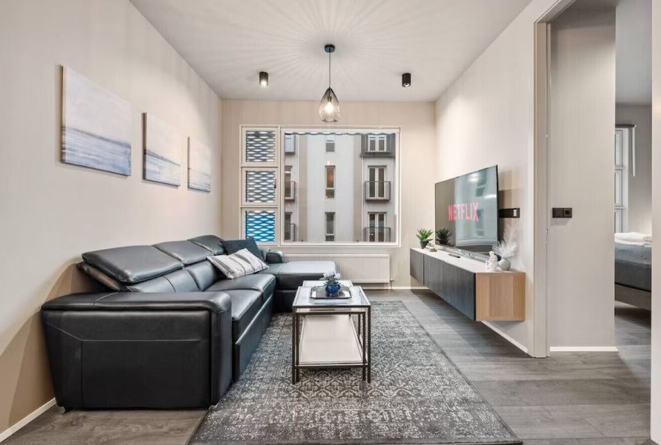 Stunning City Center 3 bedroom apartment