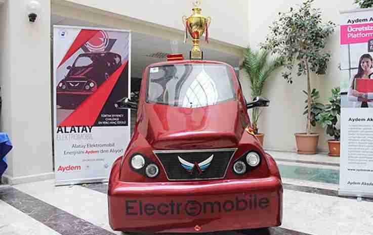 Pamukkale Üniversitesi'nin Elektrikli Otomobiline Yerli Motor
