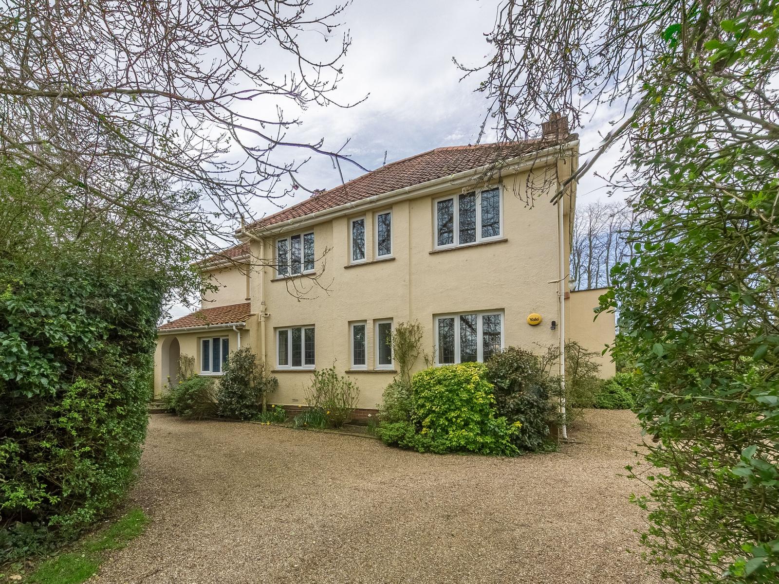 St Hilary's House, Little Walsingham Love Cottages