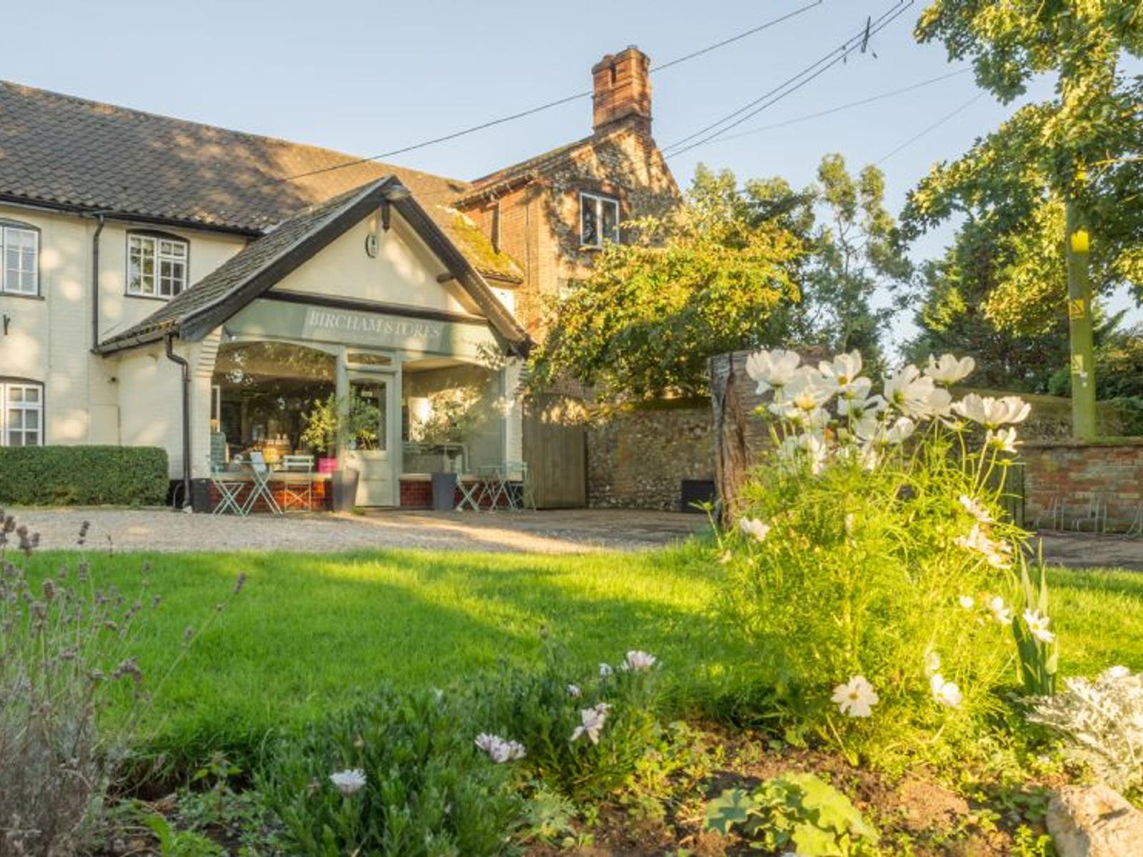 The Old Dairy, Great Bircham Love Cottages