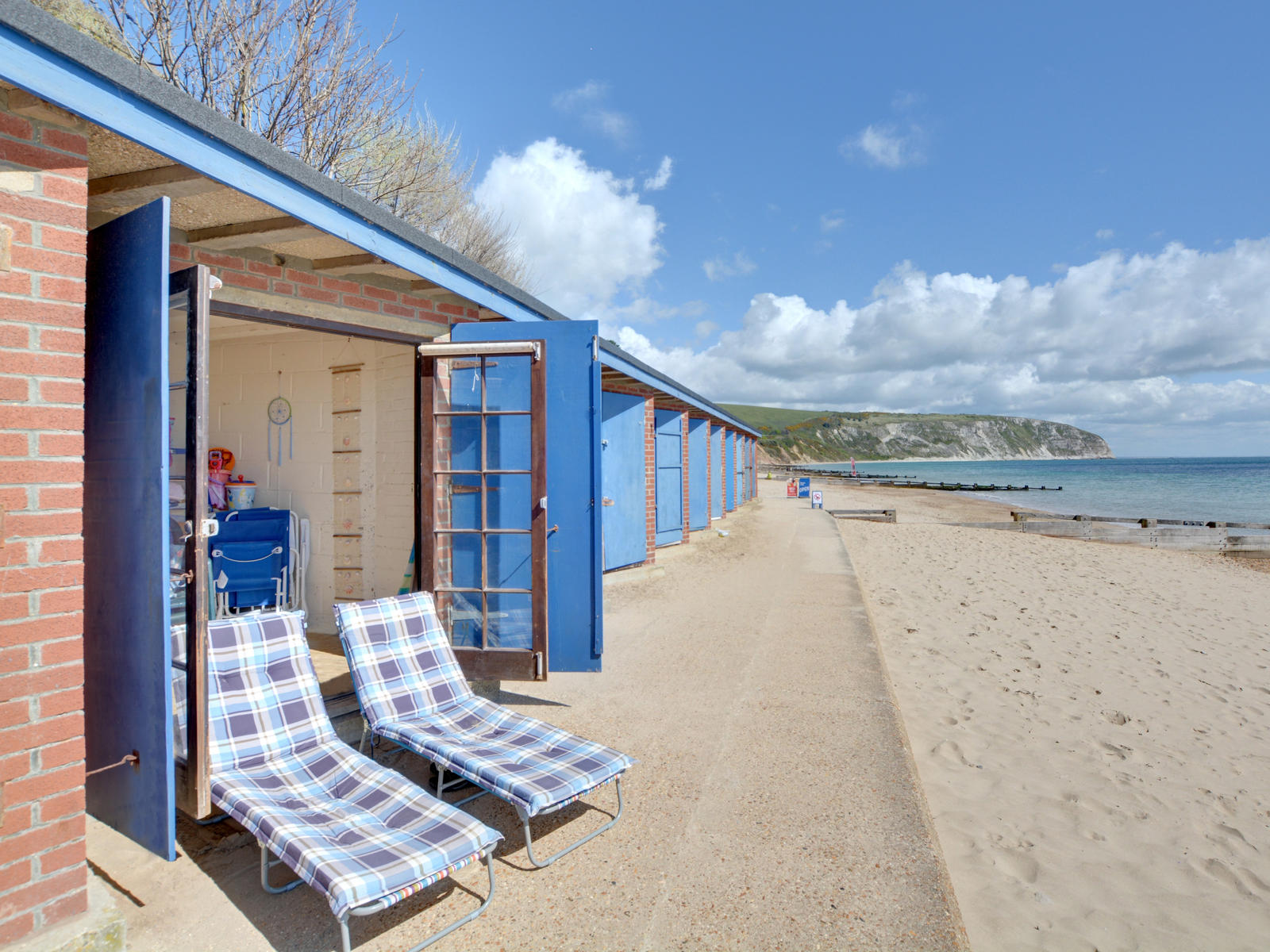 Sea View, Swanage Love Cottages