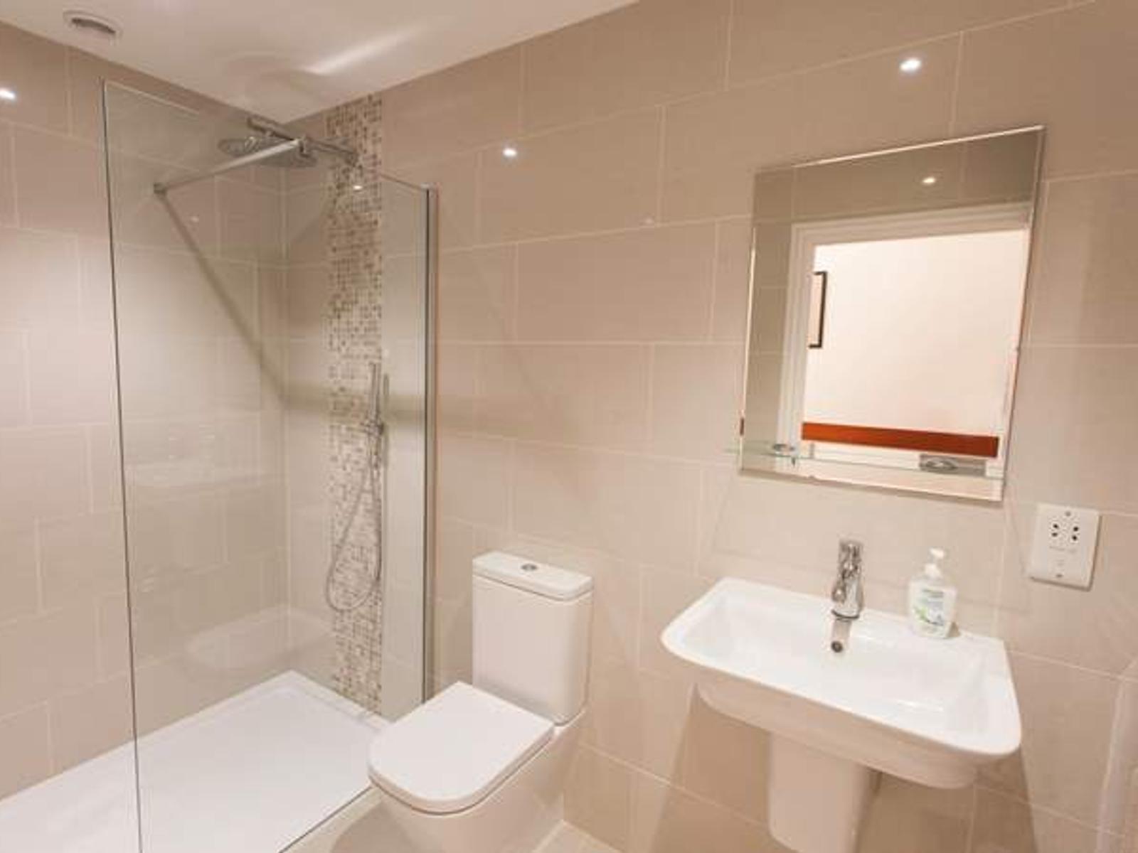 Barton Manor Lake Cottage, East Cowes Love Cottages