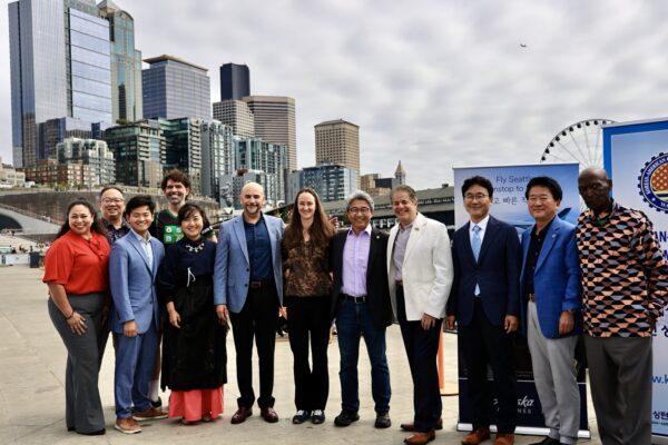 华州多族裔商会携手 西雅图韩国博览会签署MOU