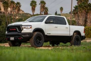 Picture of ICON 2019+ Ram 1500 2-4WD -75-2-5in Stage 4 Suspension System w-Tubular Uca