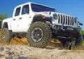 Picture of Superlift 2020 Jeep Gladiator JT 4in Dual Rate Coil Lift Kit w- Superlift FOX Shocks