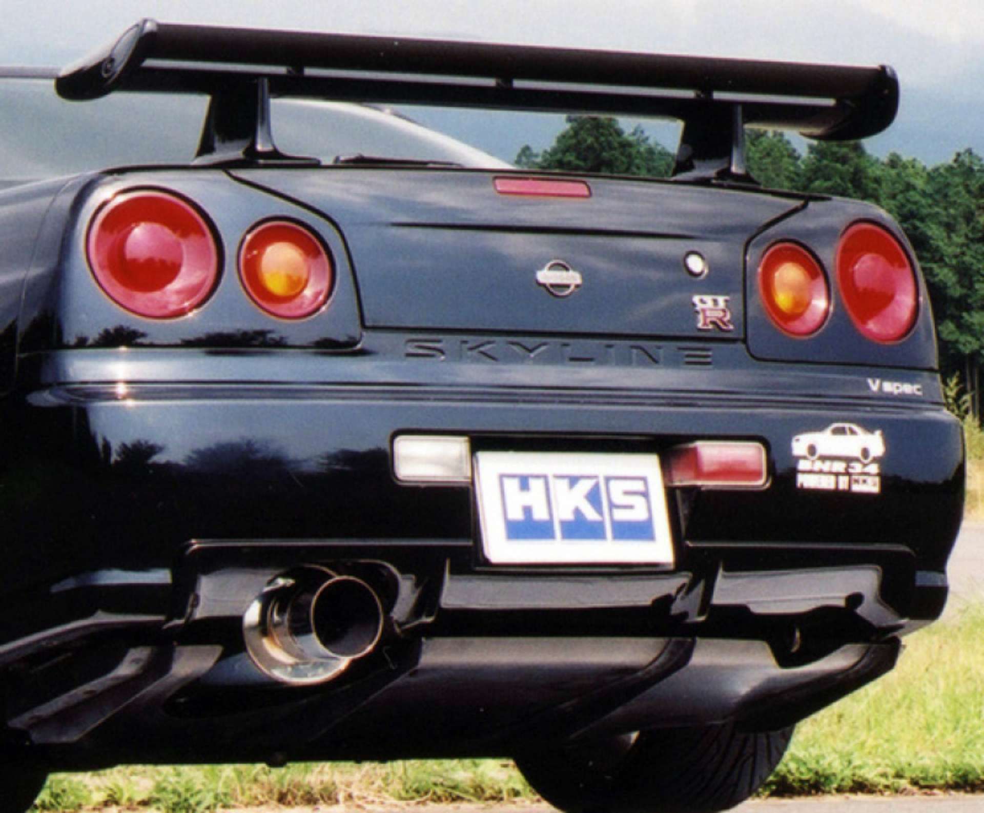 Picture of HKS SILENT Hi-POWER SKYLINE GT-R GF-BNR34