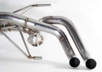 Picture of AWE Tuning Audi R8 4-2L Coupe SwitchPath Exhaust