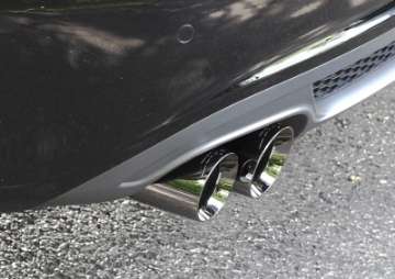 Picture of AWE Tuning Audi B8 A4 Touring Edition Exhaust - Single Side Polished Silver Tips