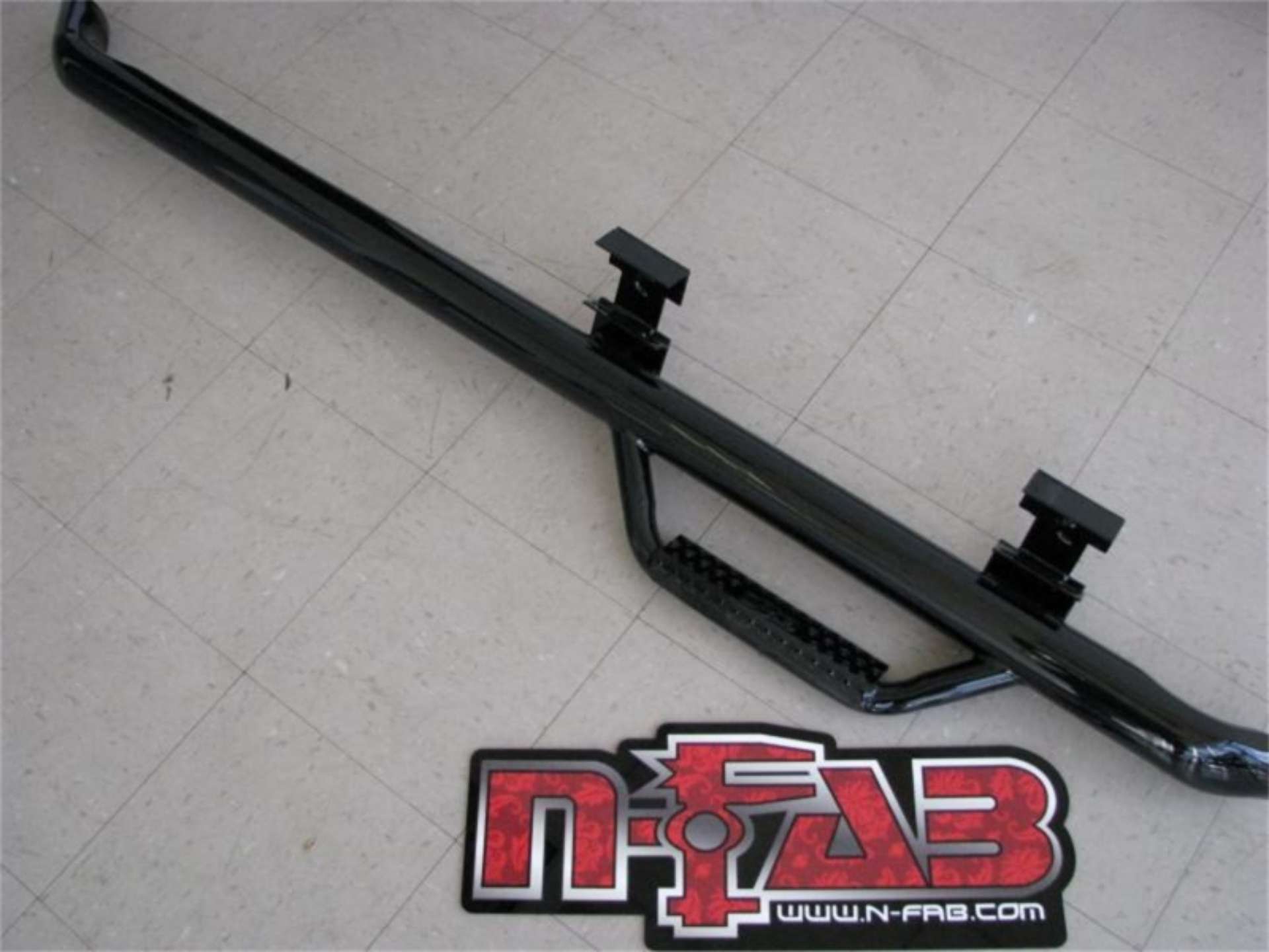 Picture of N-Fab Nerf Step 09-17 Dodge Ram 1500 Regular Cab 6-4ft Bed - Tex- Black - W2W - 3in