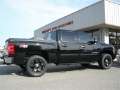 Picture of N-Fab Nerf Step 11-14 Chevy-GMC 2500-3500 Crew Cab - Gloss Black - Cab Length - 3in